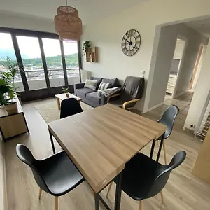 https://t2-en-plein-centre-ville.hotels-rhonealpes.com